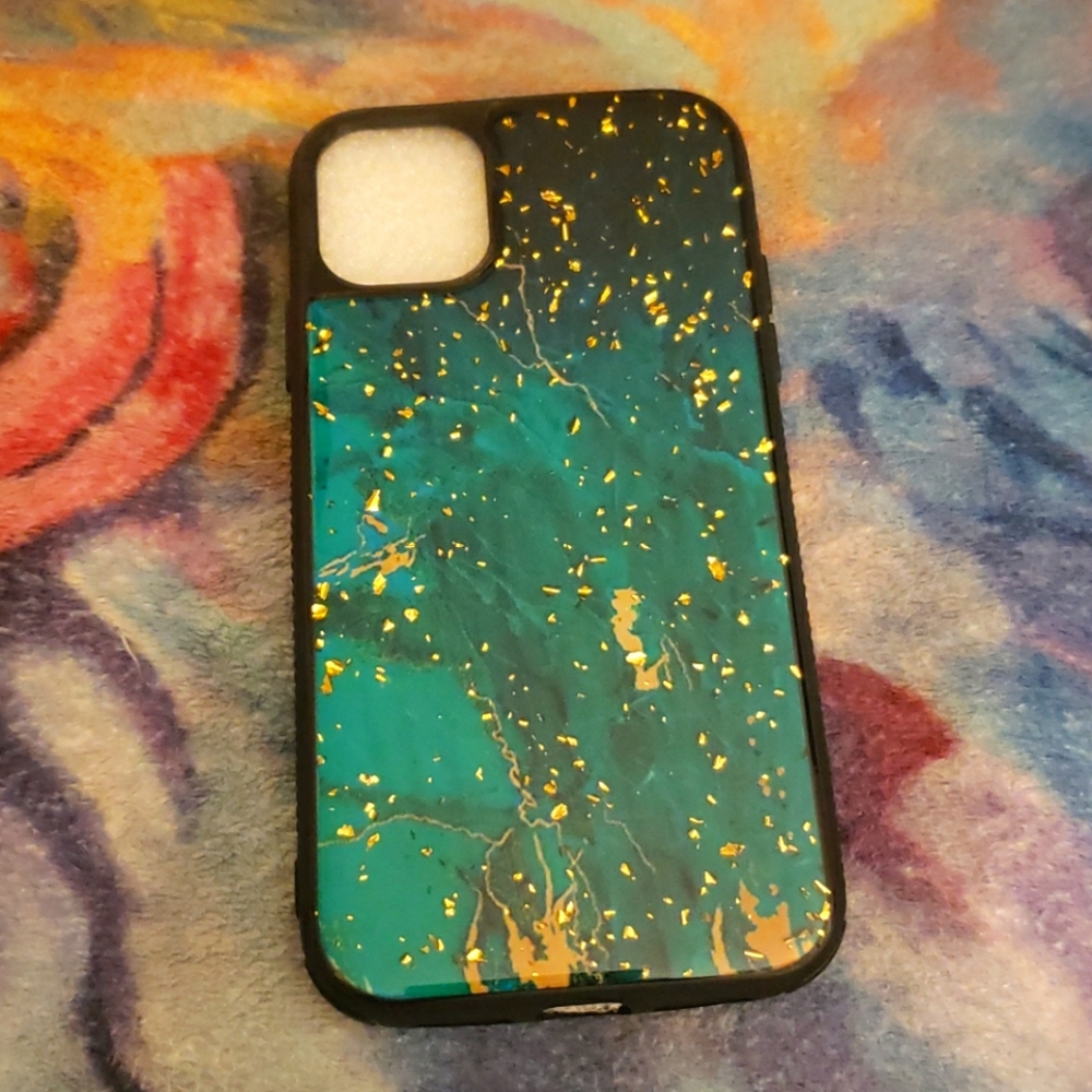 IPHONE 11 CASE